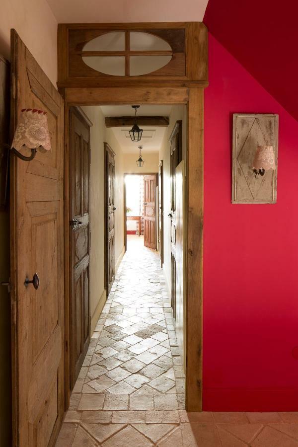 La Clairiere De La Reine Hortense - Pierres D'Histoire Saint-Prix  Buitenkant foto
