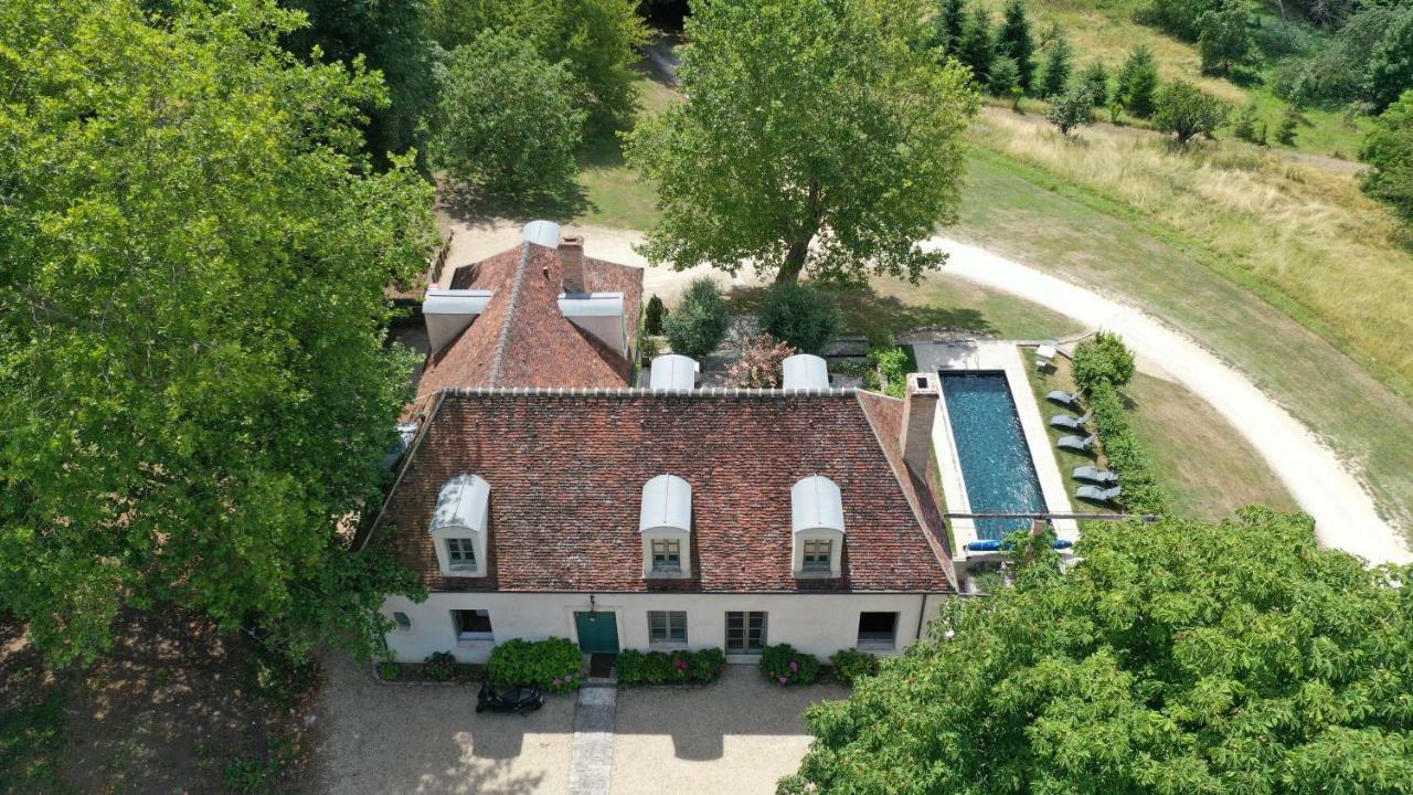 La Clairiere De La Reine Hortense - Pierres D'Histoire Saint-Prix  Buitenkant foto