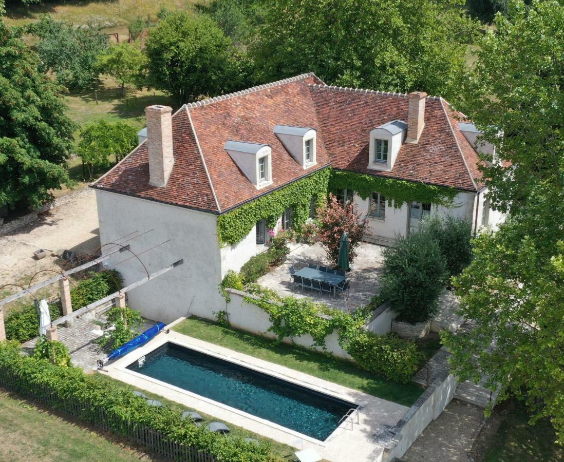 La Clairiere De La Reine Hortense - Pierres D'Histoire Saint-Prix  Buitenkant foto